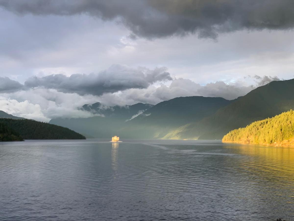 Bed and Breakfast Earls Cove Orca View Egmont Exterior foto